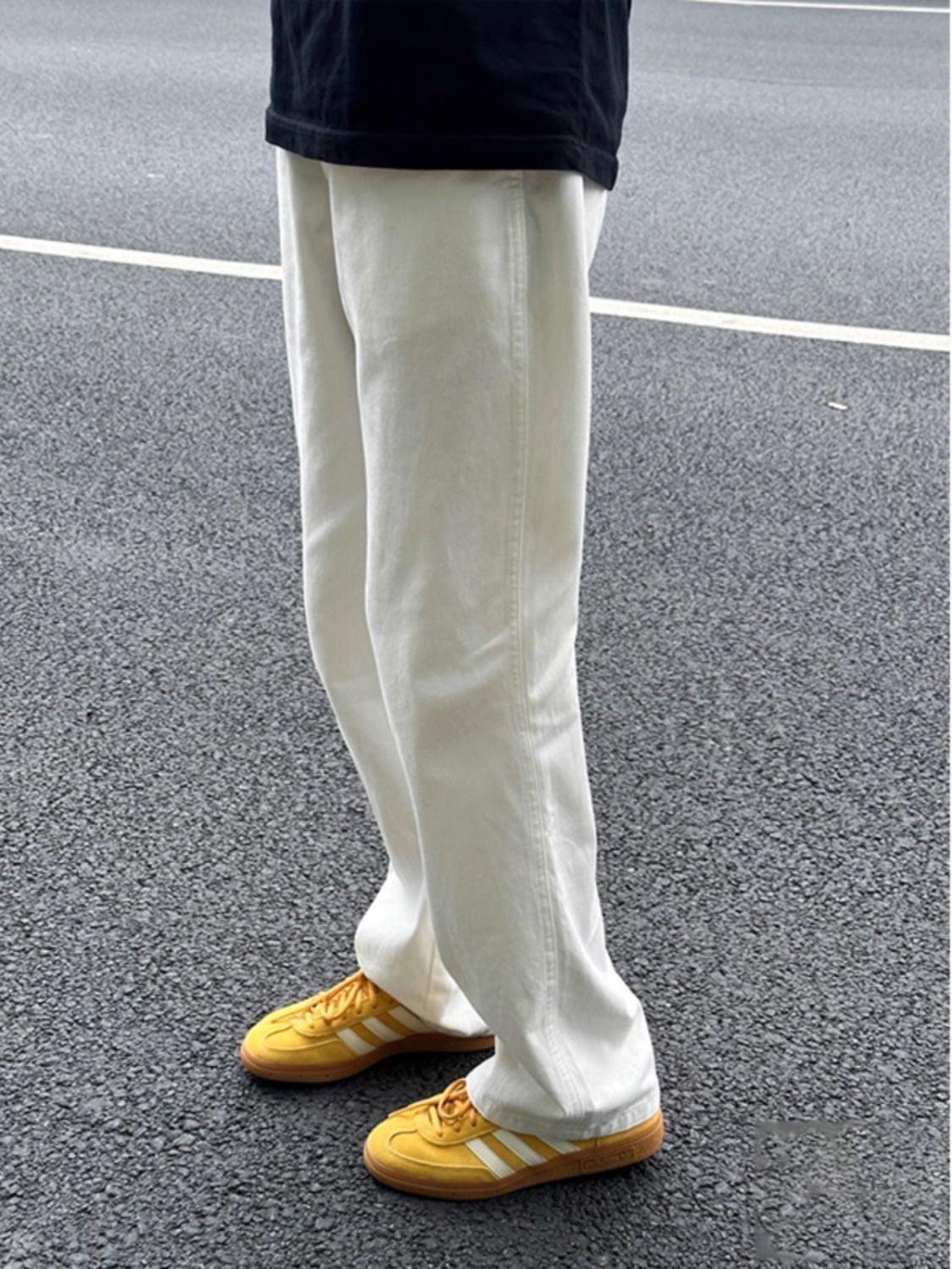 WHITE DENIM